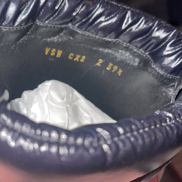 Valentino all weather boots size 9.5 - Picture 8 of 10